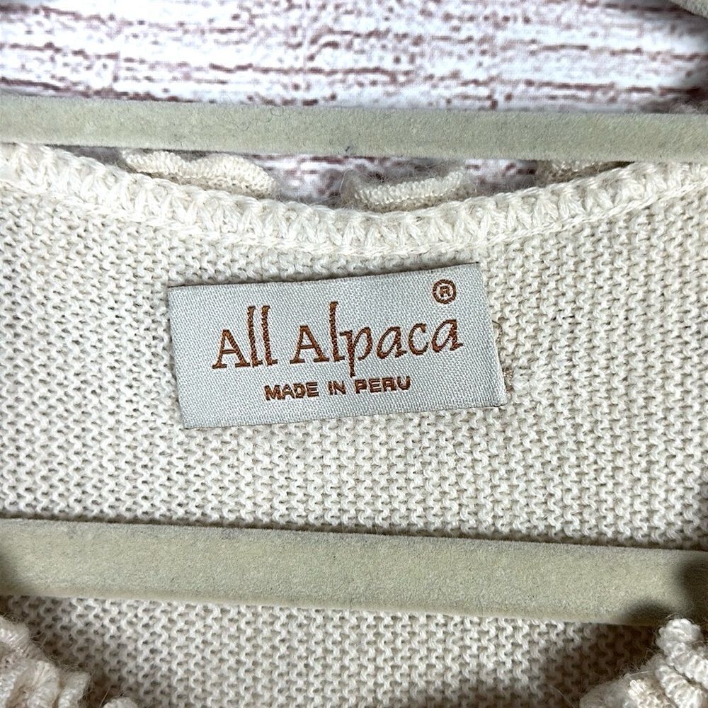 All Alpaca Ivory Cardigan Sweater Ruffle Details Hidden Button Closure M-L - Picture 14 of 14